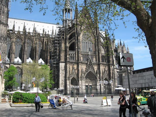 Organizziamo viaggi su misura in tutta la Germania. <br>
Richiedeteci il Vostro preventivo per gruppi.